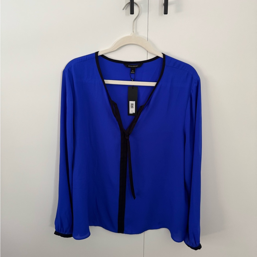 NWT - Banana Republic Women's Blue Blouse with Black Trim